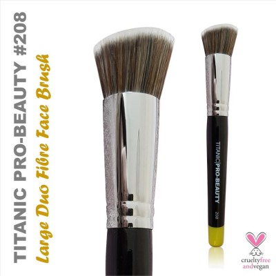 Titanic Pro-Beauty Brush 208 Large Duo Fibre Face Blender
